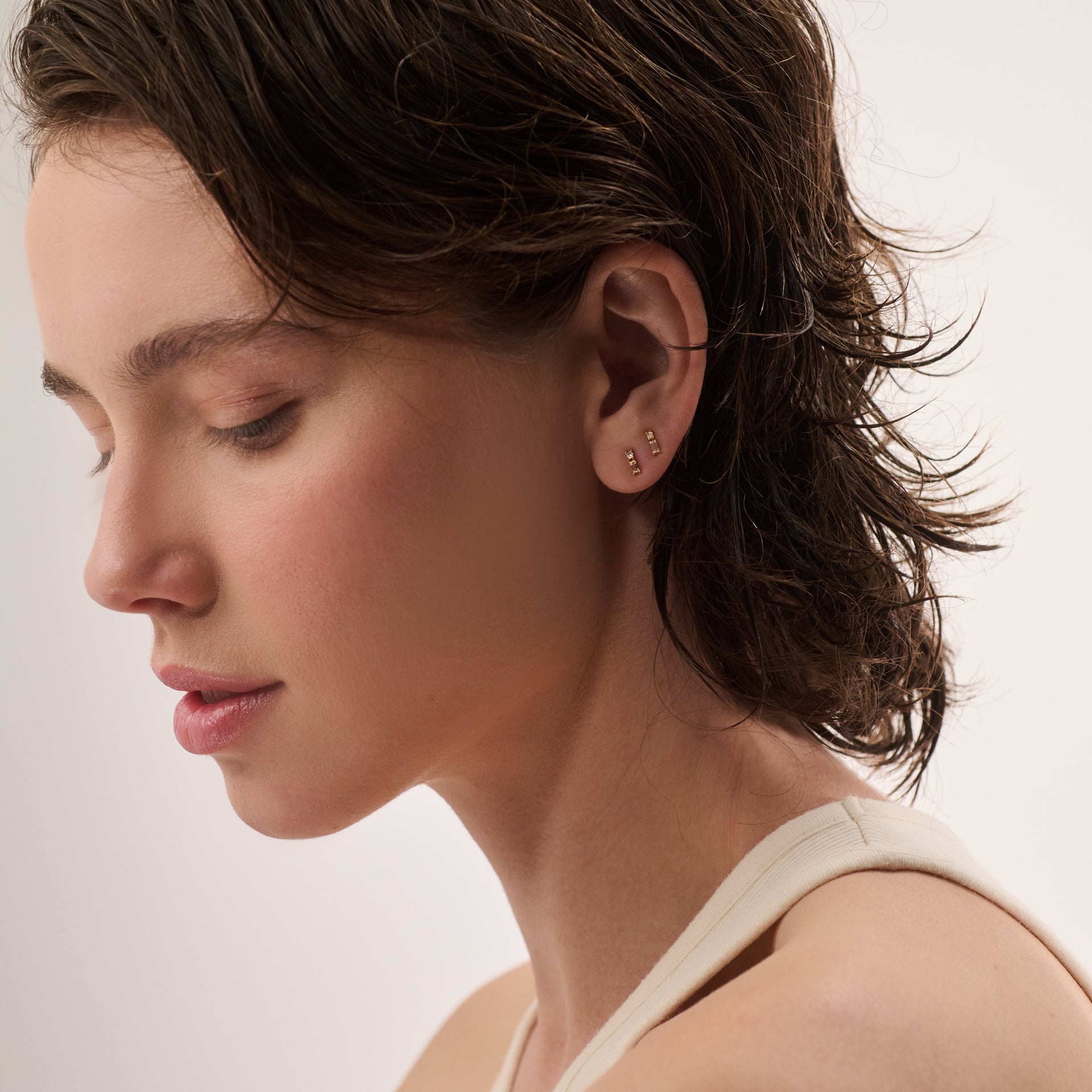 Gem Bar | Studs