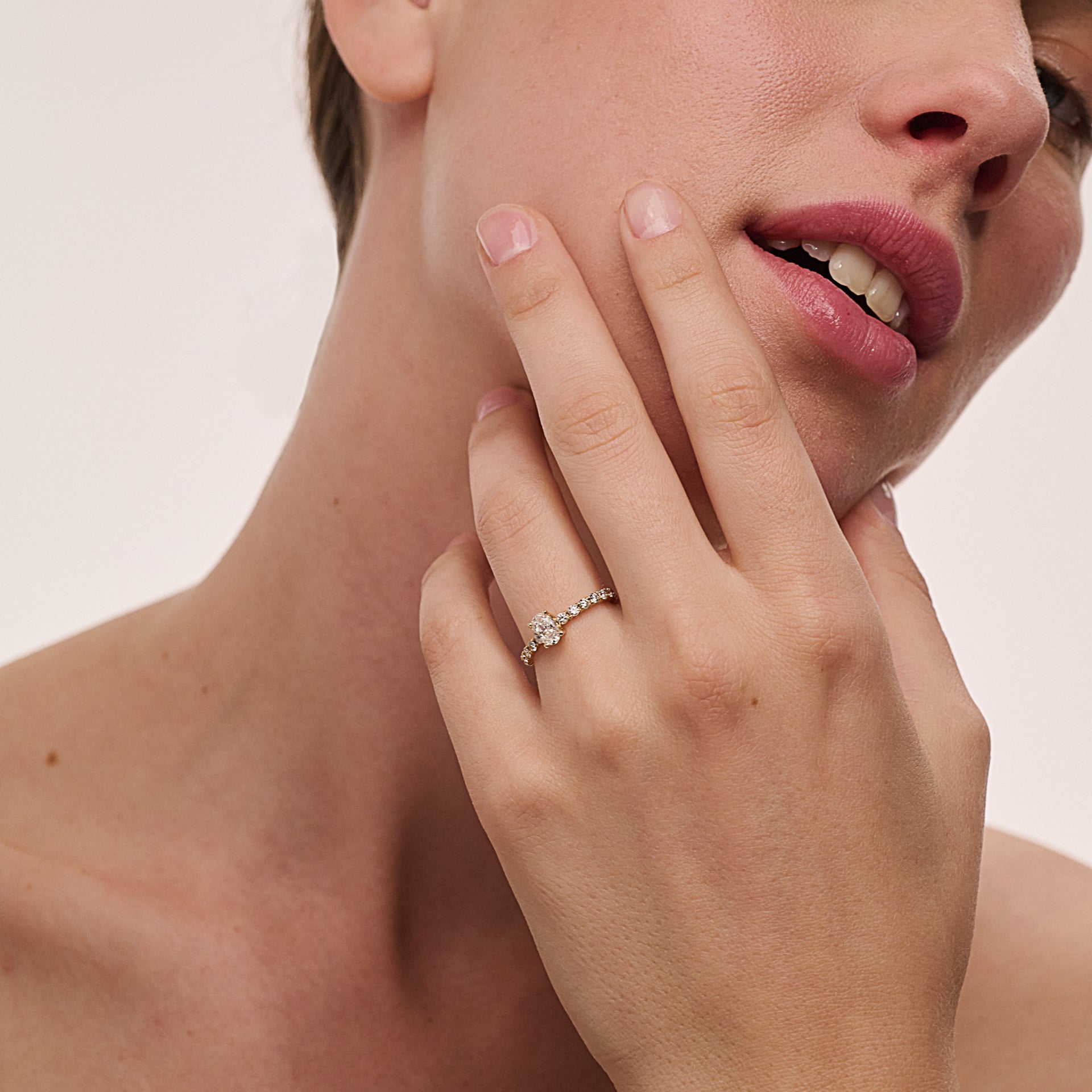 The Gaze | Oval Eternity