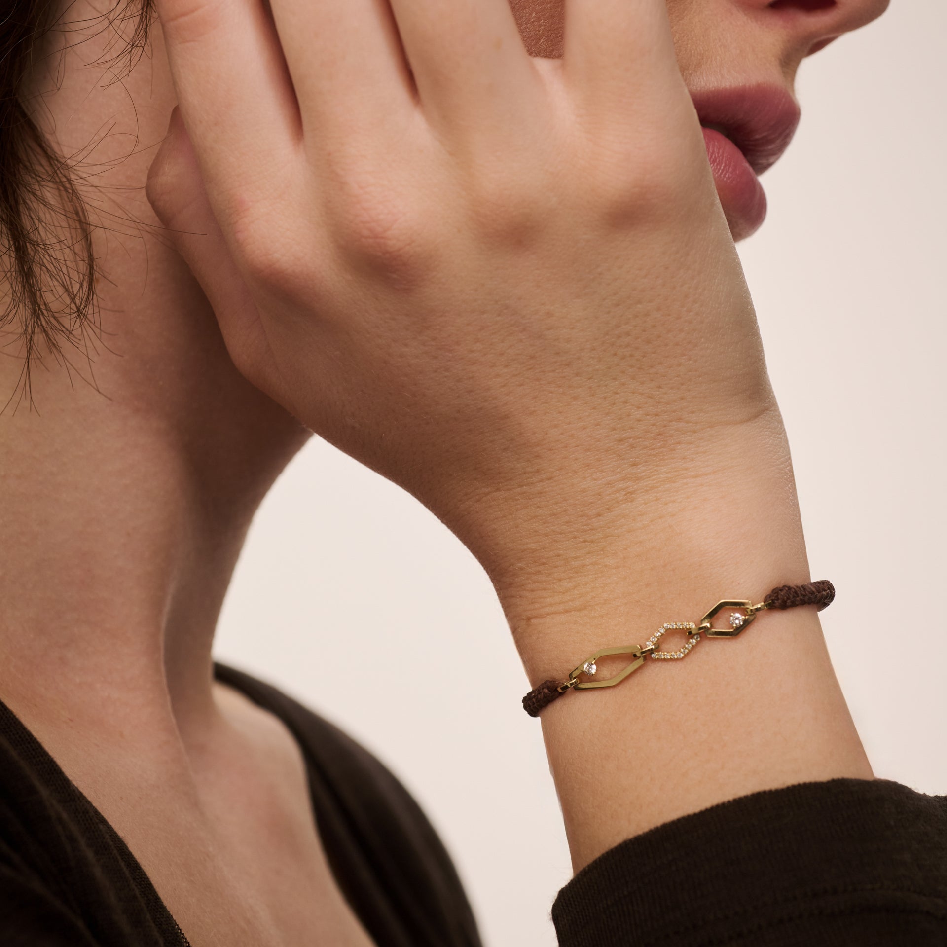 Le Pyramid | Macrame Bracelet
