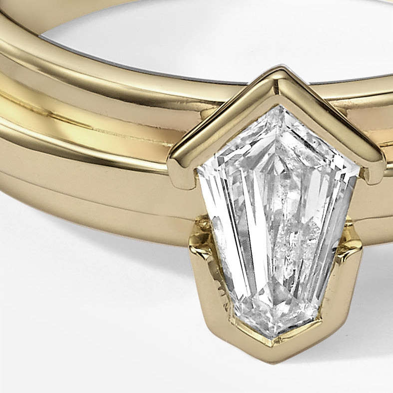 Le Pyramid | Kite Diamond