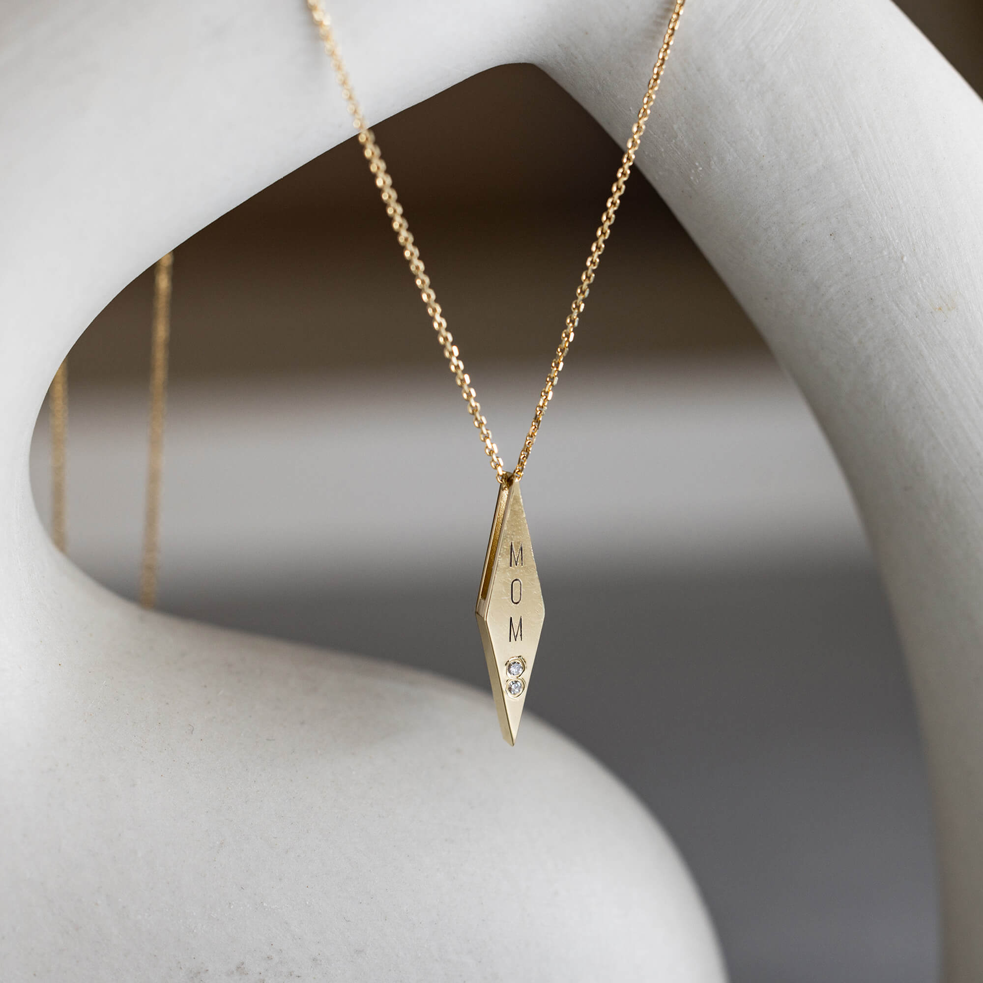 Fleur de Lis | Diamonds
