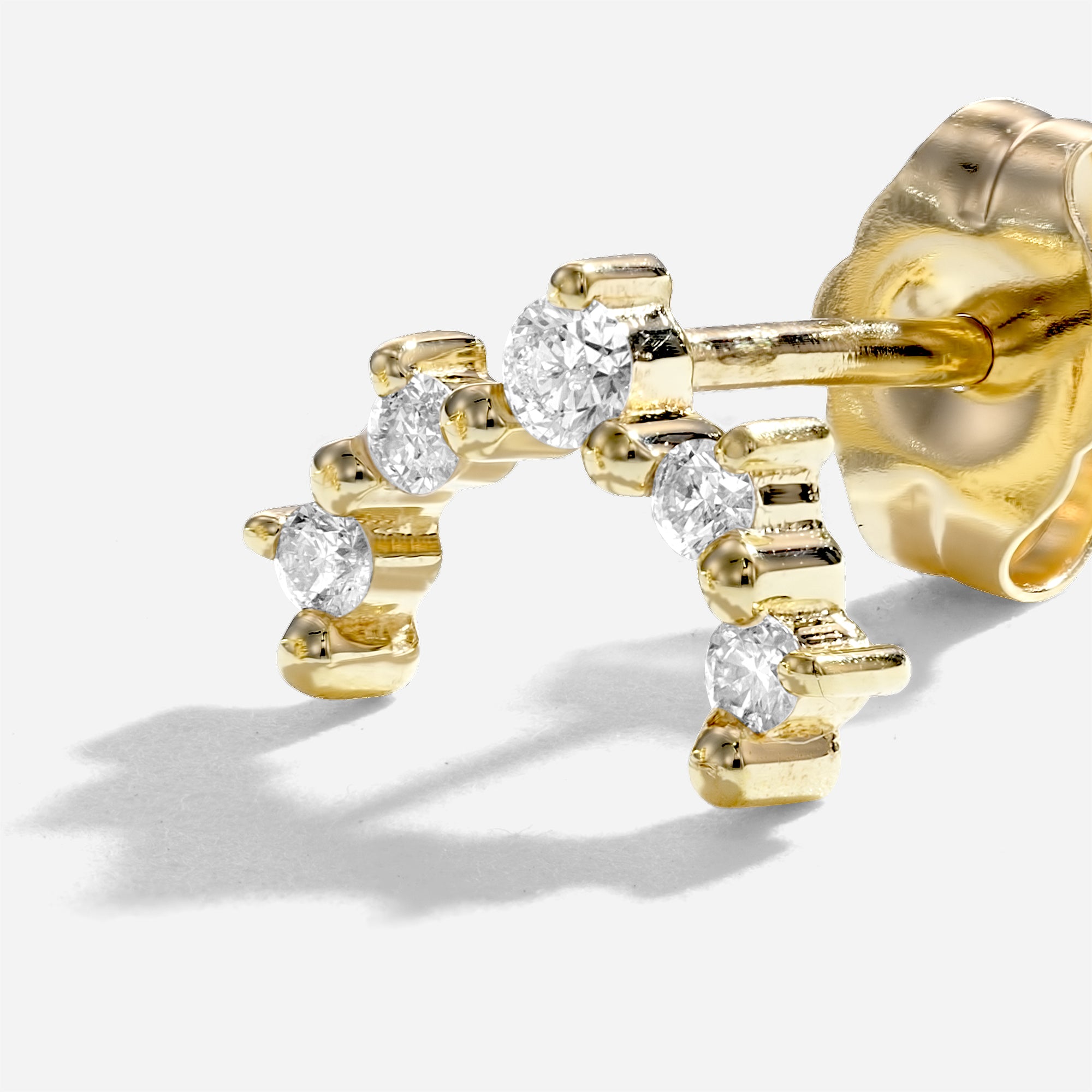 Gaia Horseshoe | Studs