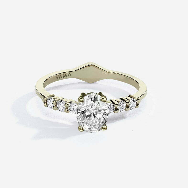 The Gaze | Oval