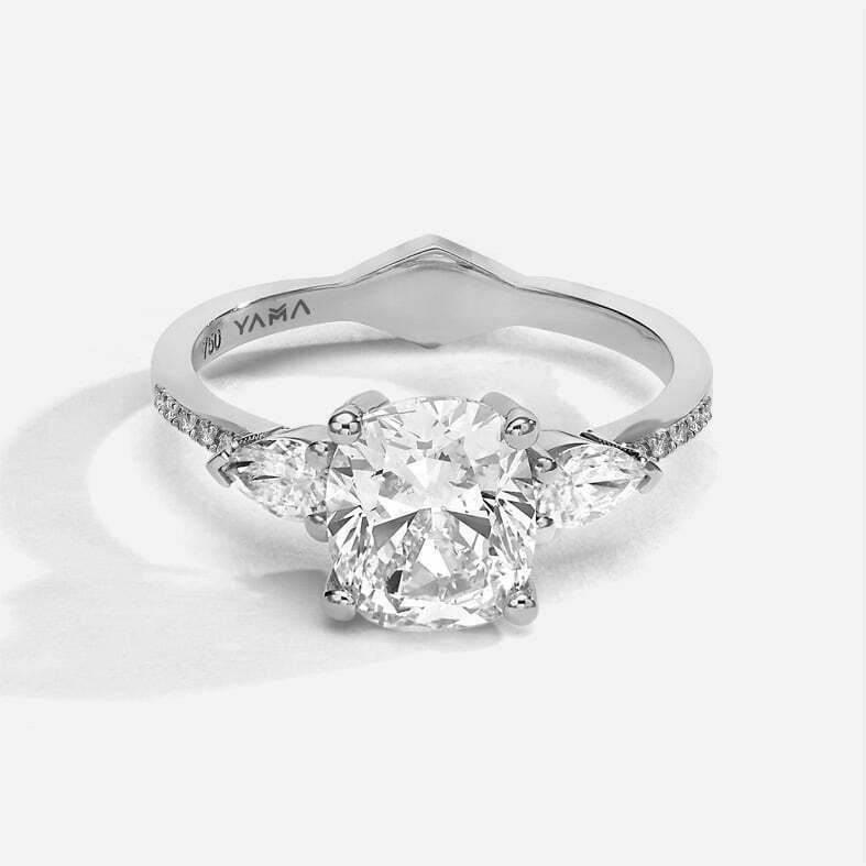 The Cushion & Pears XL | Pavé