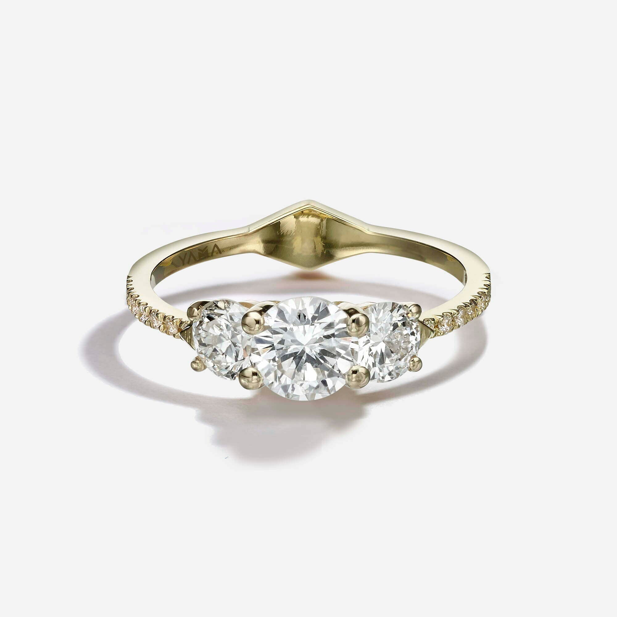 The Brilliants | Pavé