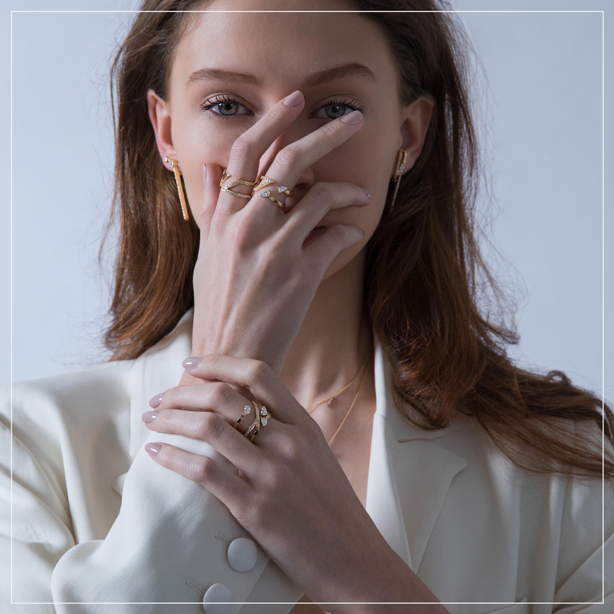 Serpentine | Diamond Ring
