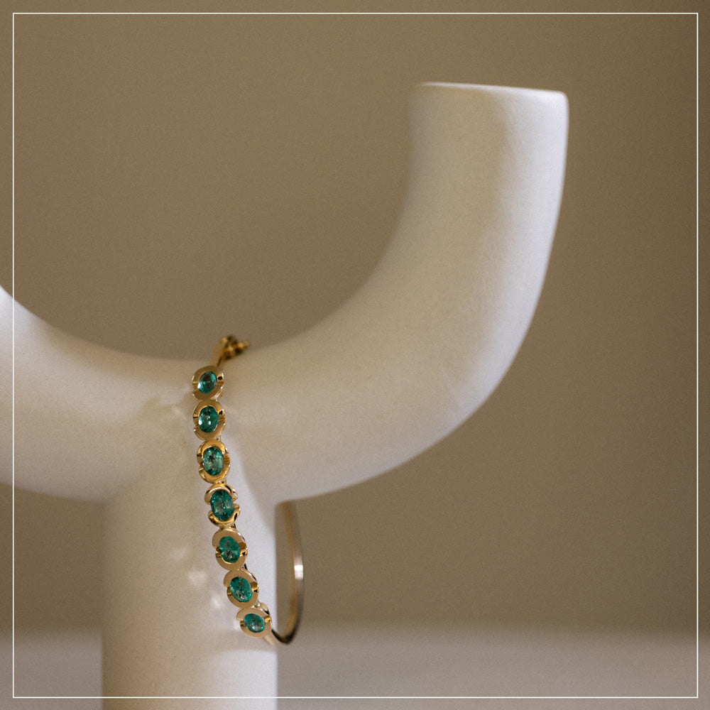 The Kiss Cuff | Emeralds