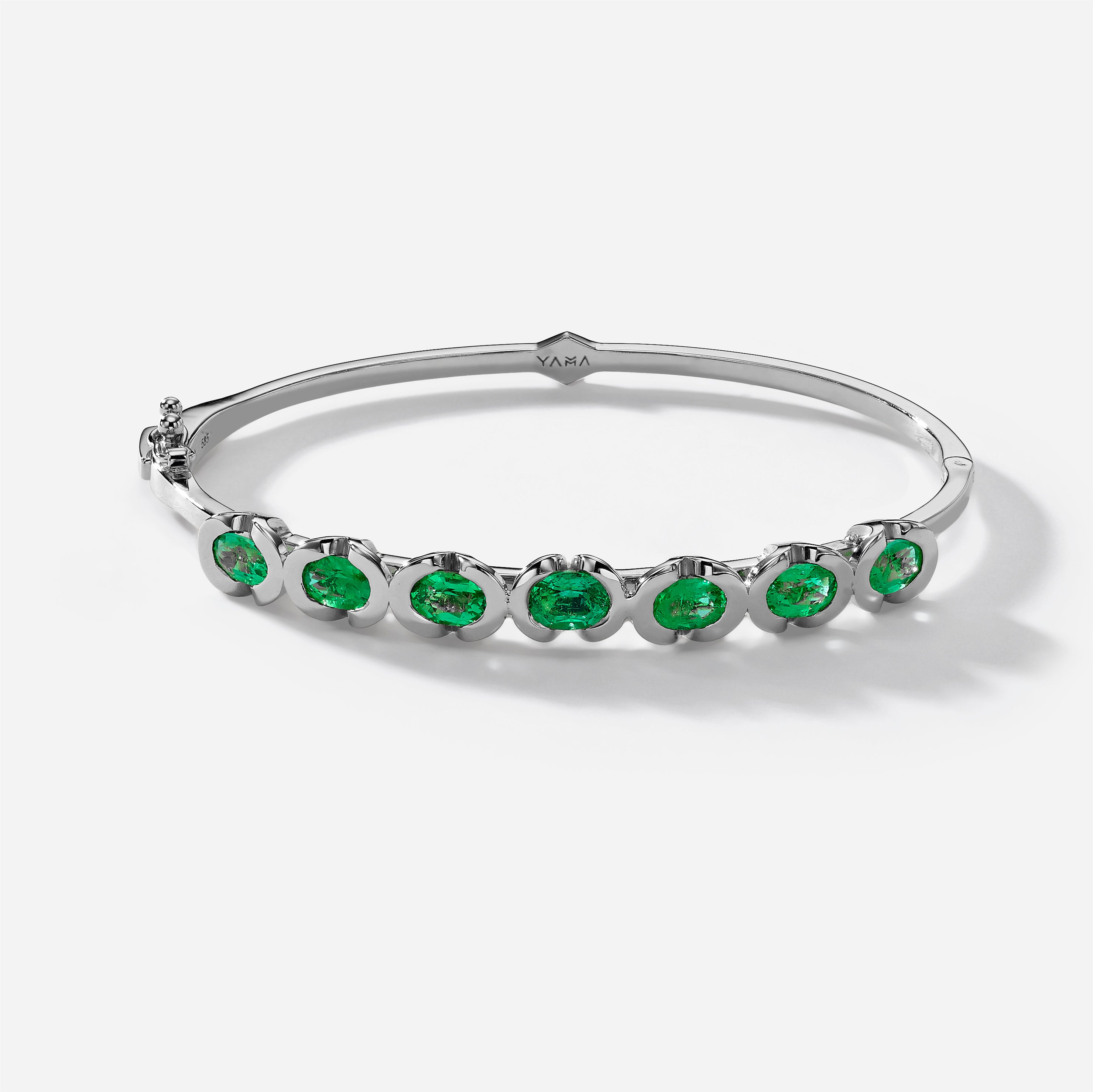 The Kiss Cuff | Emeralds