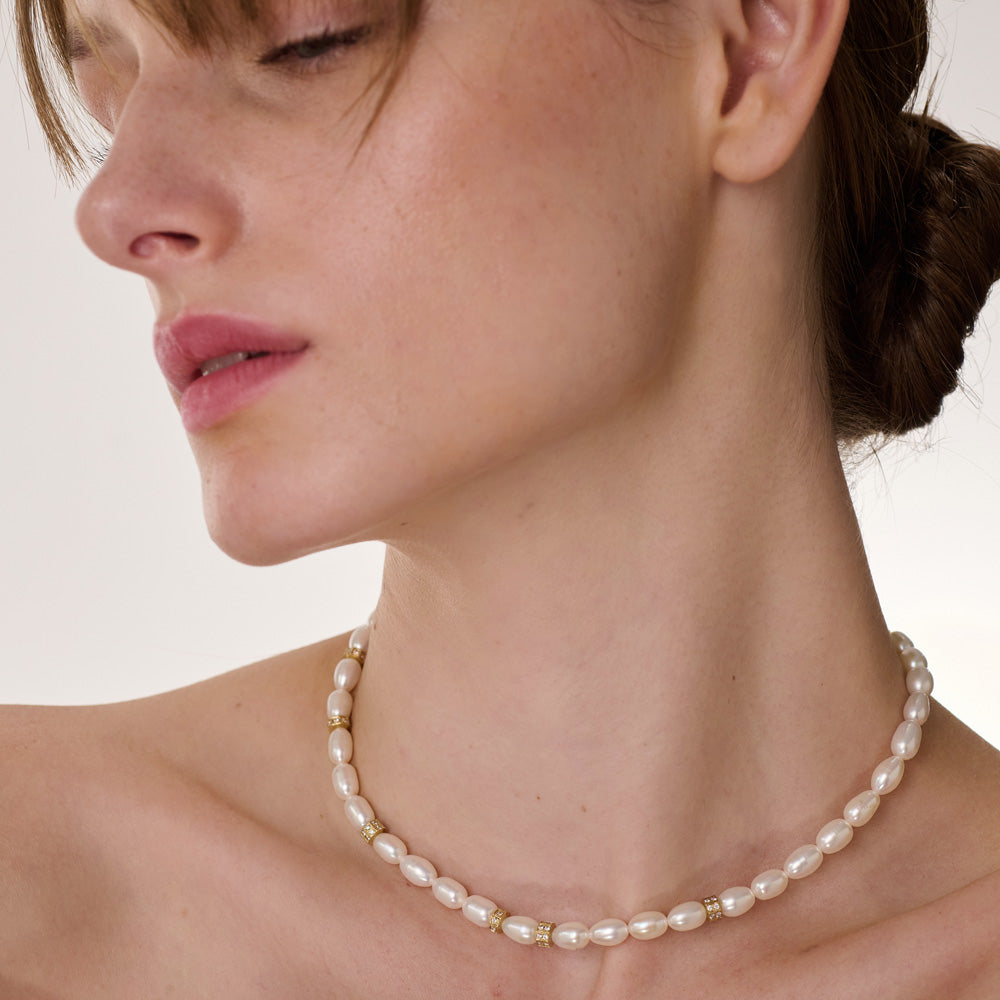 La Dancing Pearl | Pearl Necklace