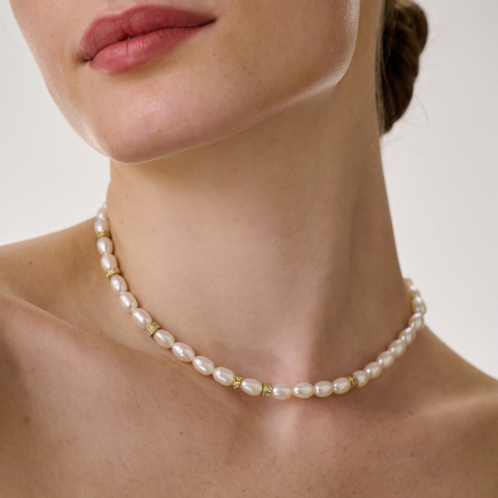 La Dancing Pearl | Pearl Necklace