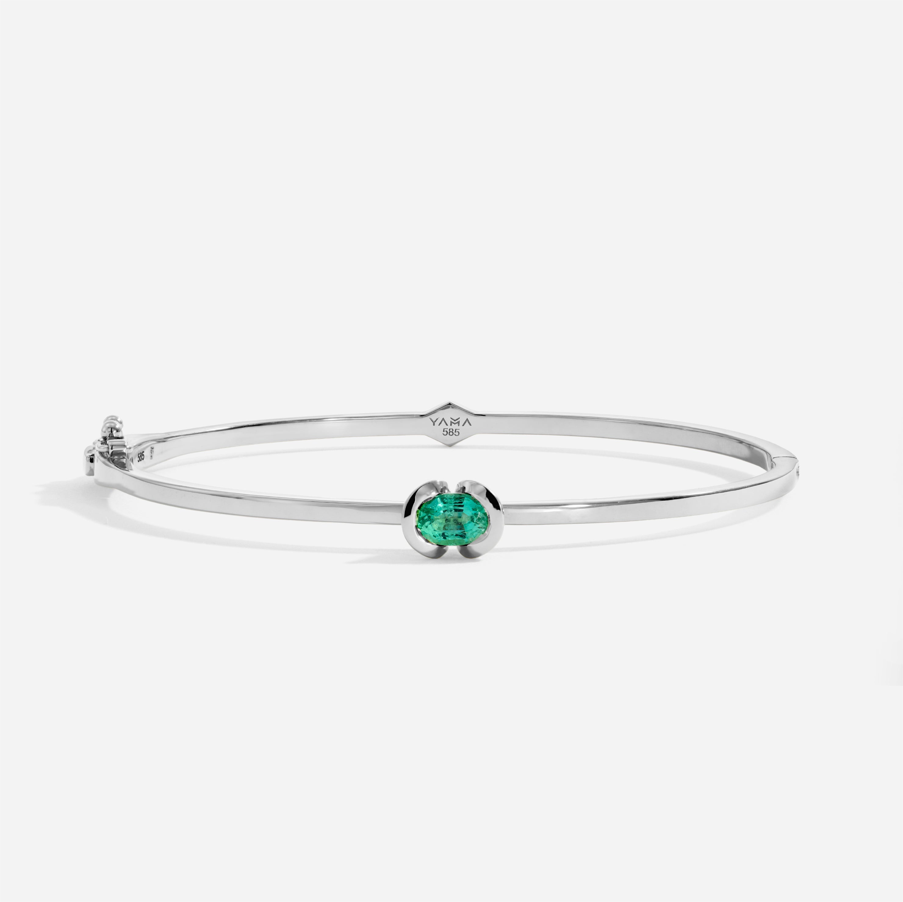 The Kiss Cuff | Emerald Oval