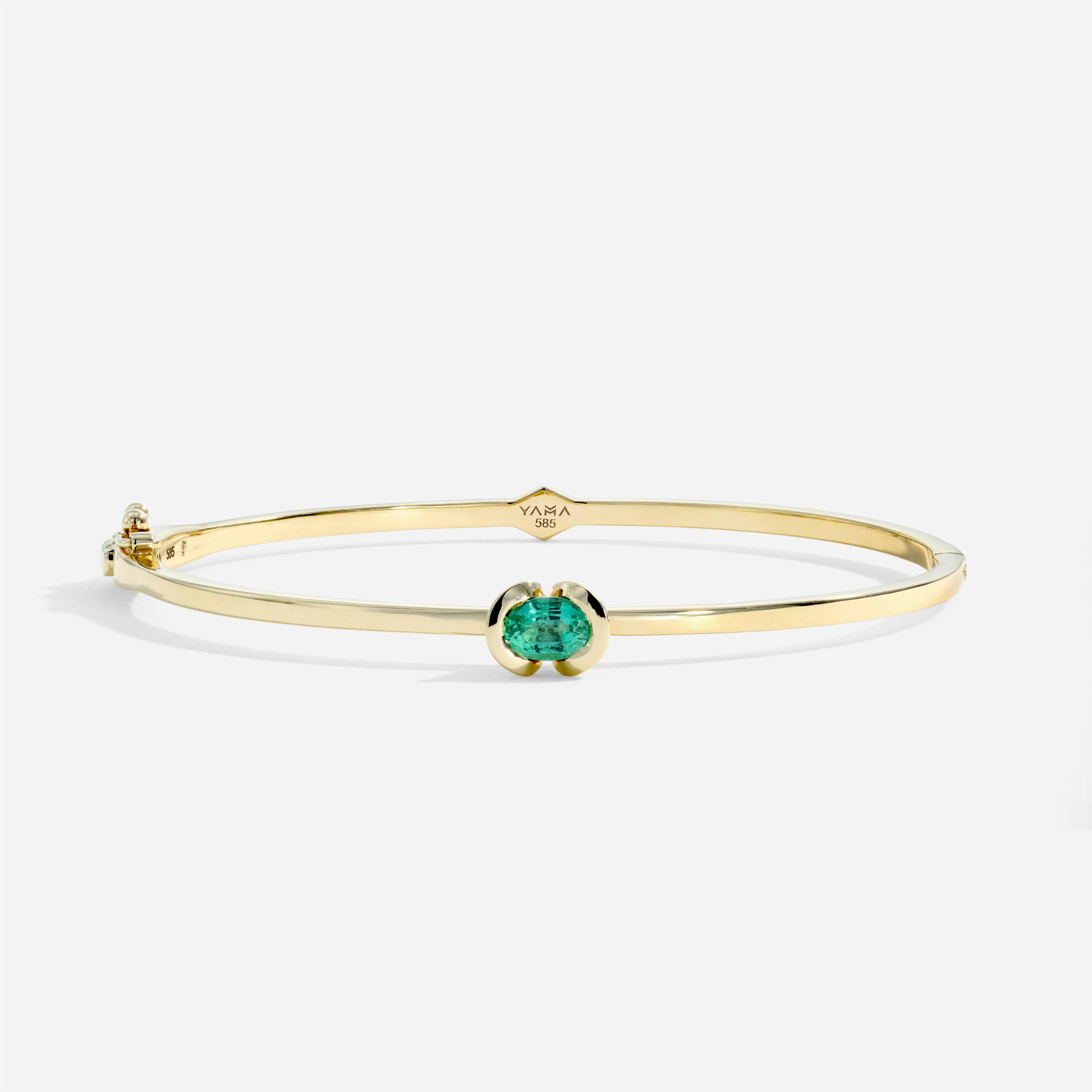 The Kiss Cuff | Emerald Oval