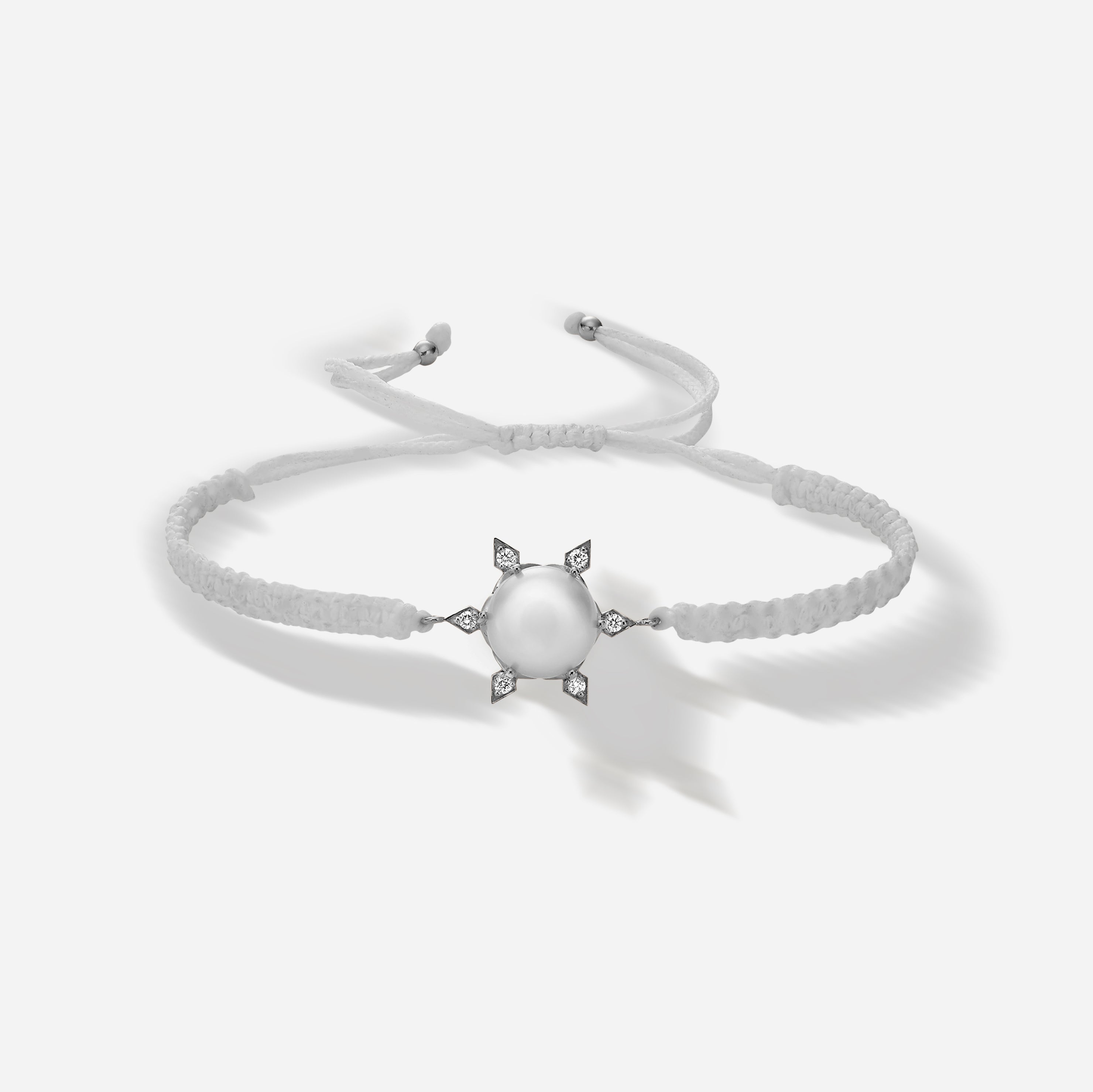 La Pearl Star | Macrame Bracelet