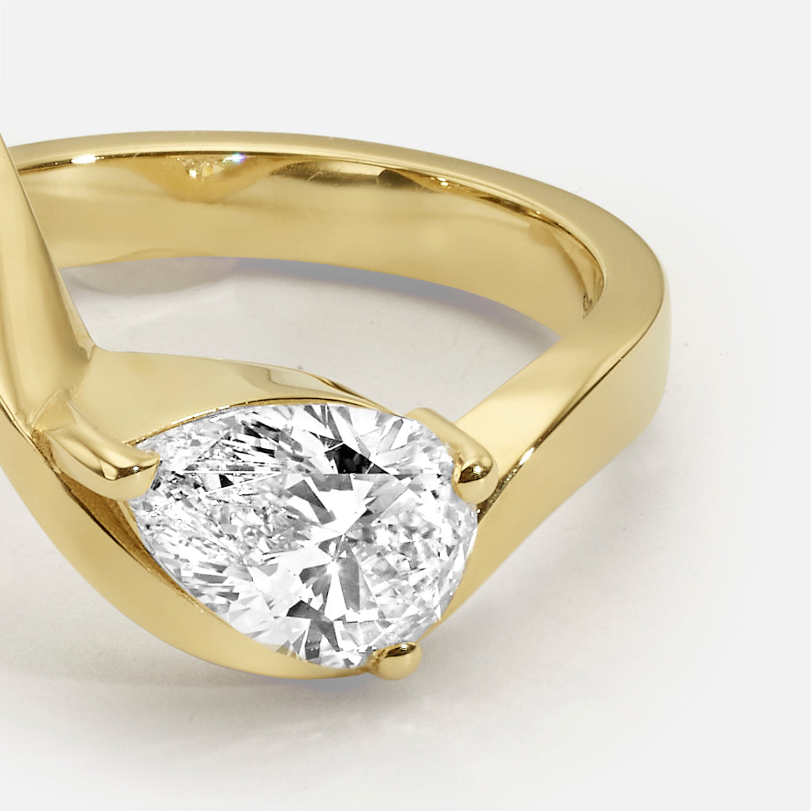 Parametric | Pear Shape Diamond