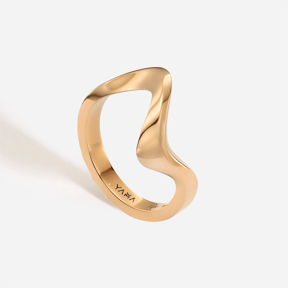 Parametric| Wide Solid Gold Ring