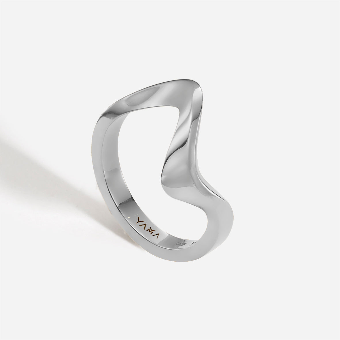 Parametric| Wide Solid Gold Ring