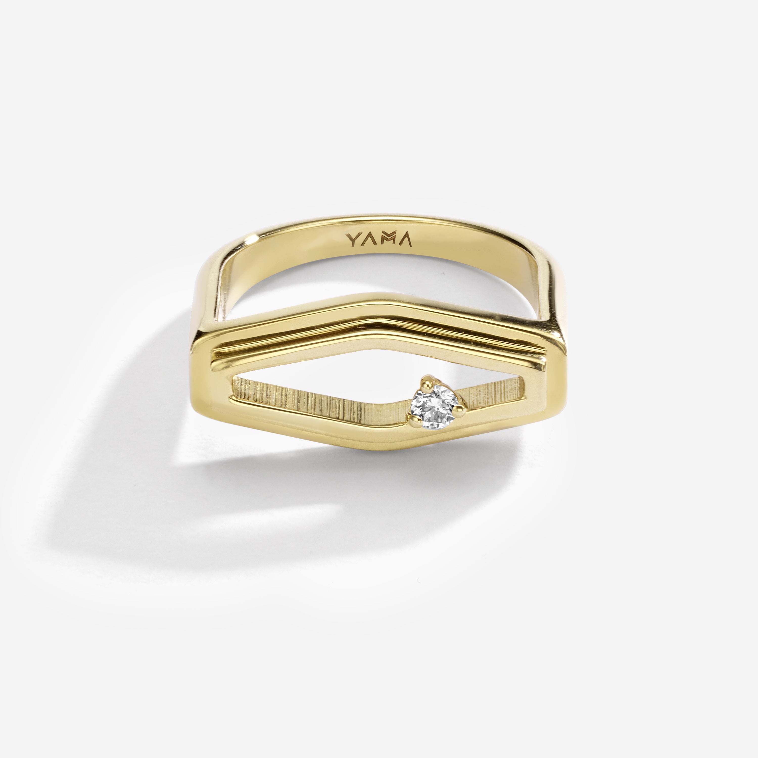 Le Pyramid U | Diamonds Ring