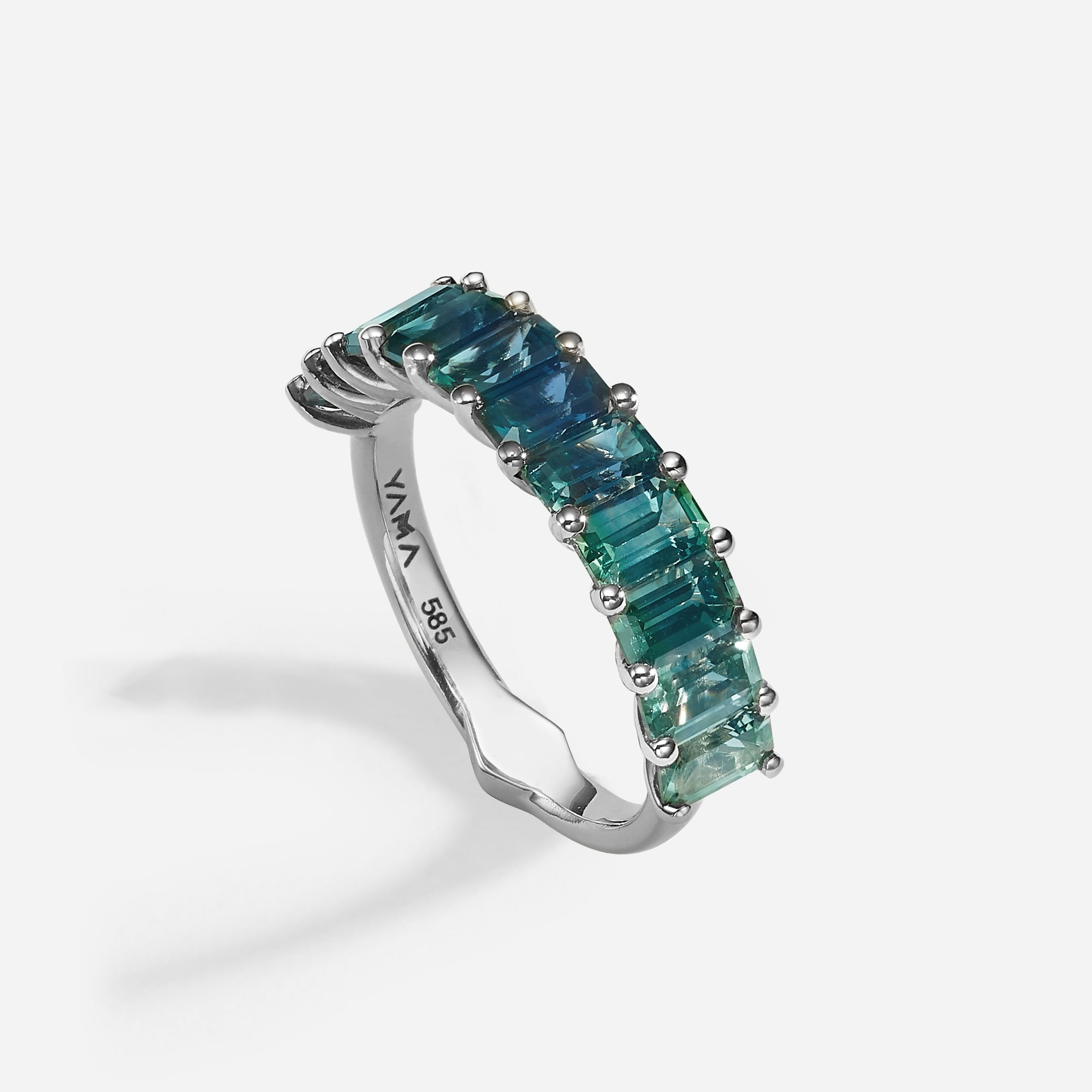 Half Hera | Sapphires