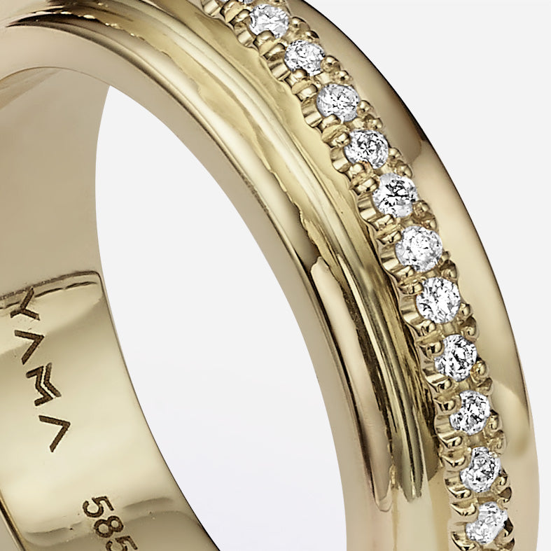 Le Pyramid | Pavé Diamonds