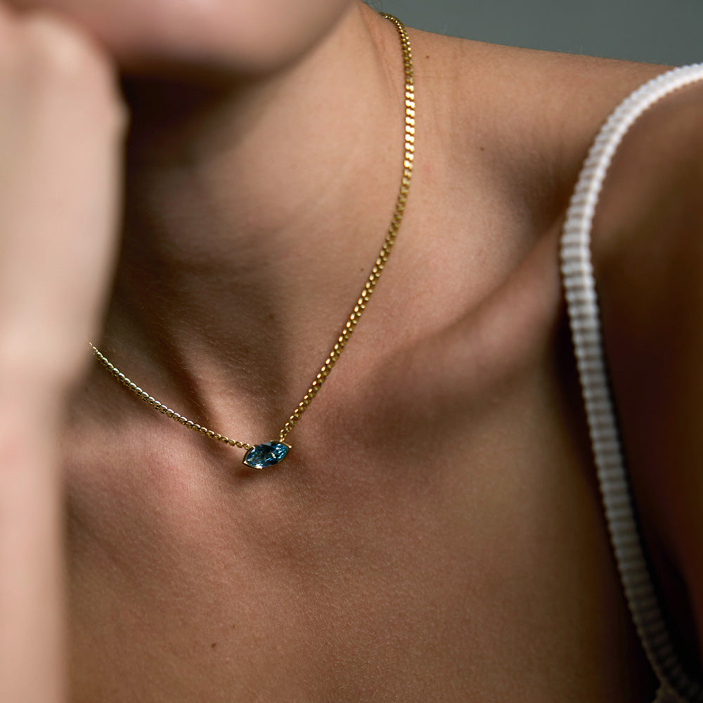 The Kiss Necklace | Marquise Aquamarine Stone