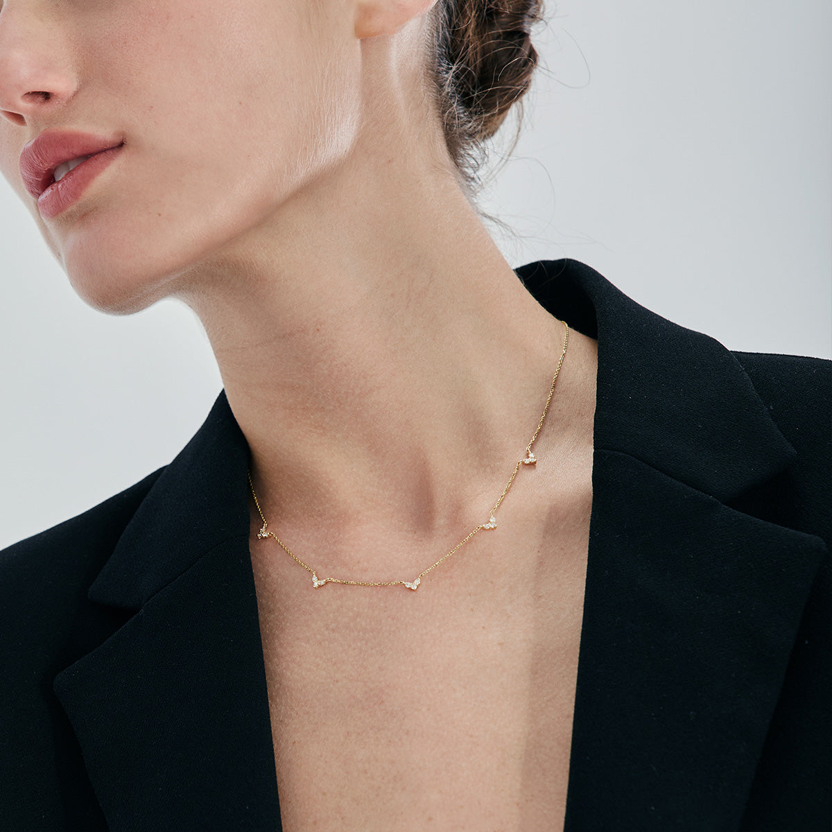 Val XL | Station Necklace