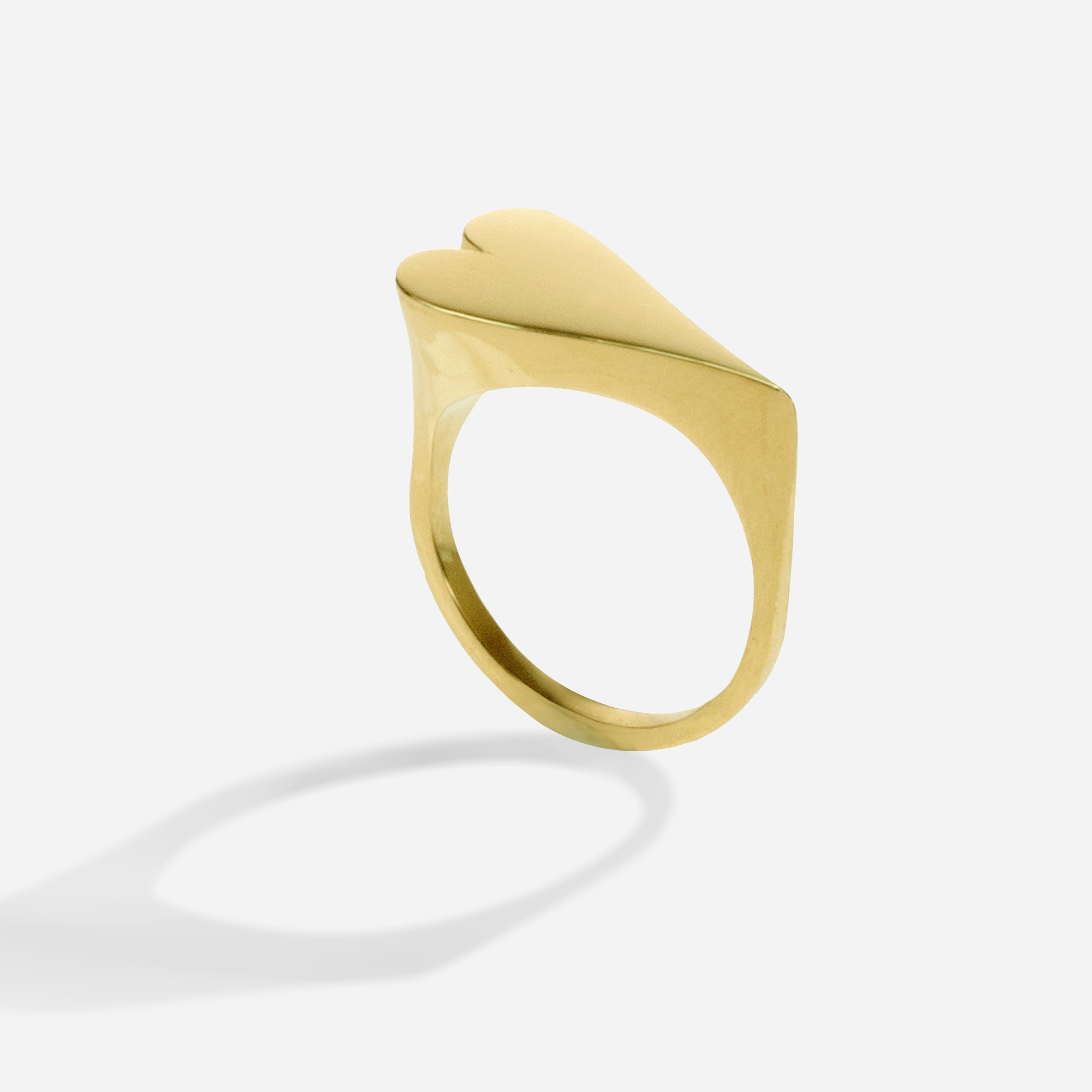 Curvy Heart | Heart Ring