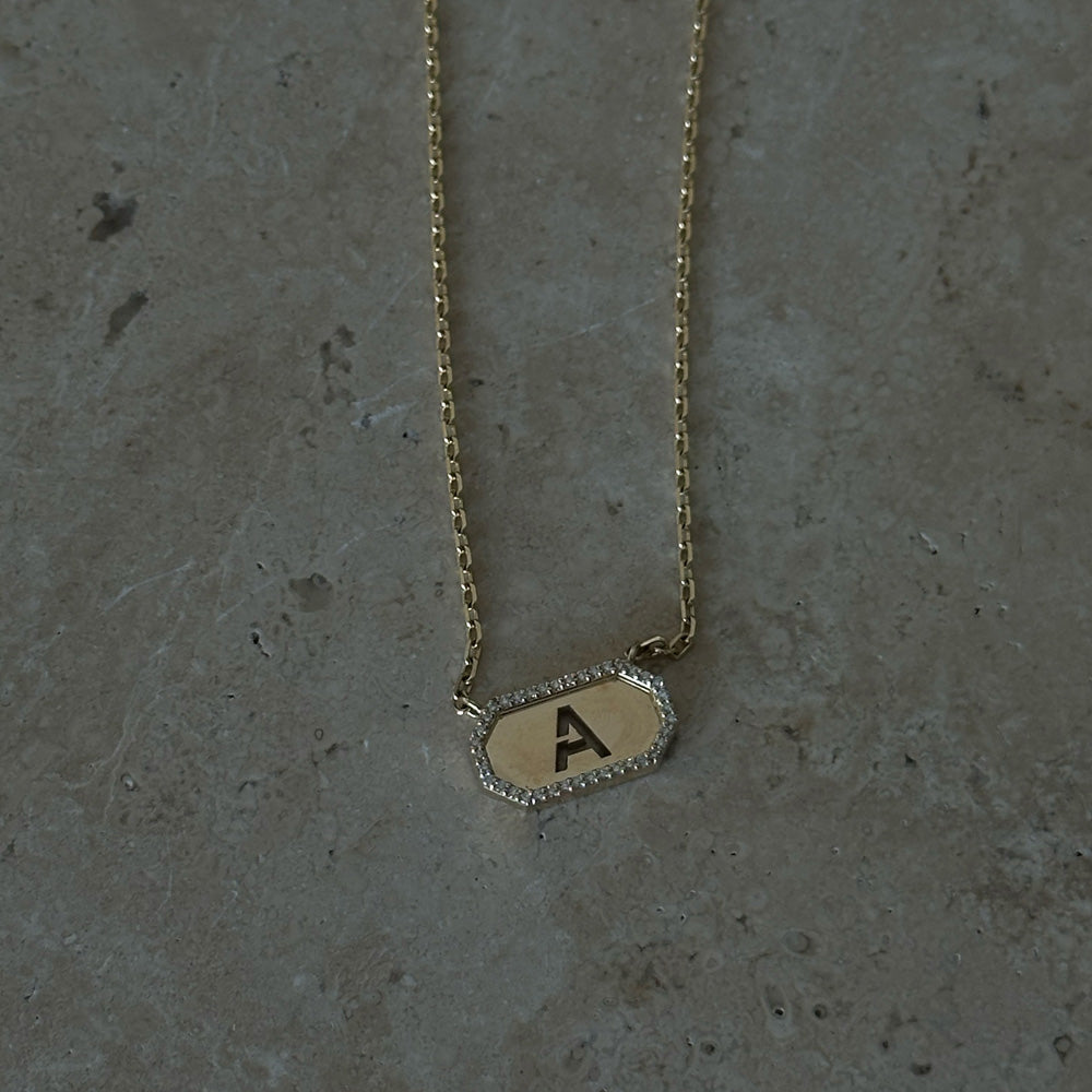 MOM Monogram | TAG NECKLACE