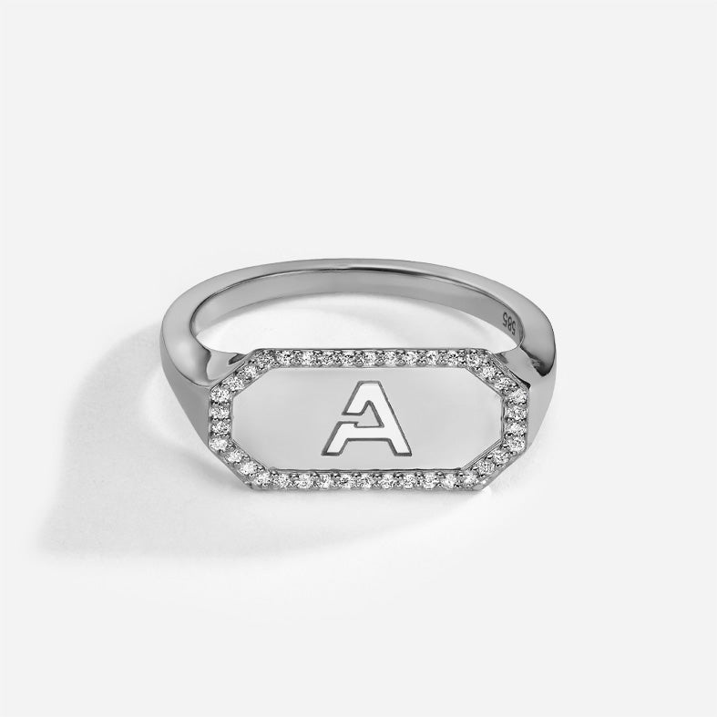 MOM Monogram | Signet Ring