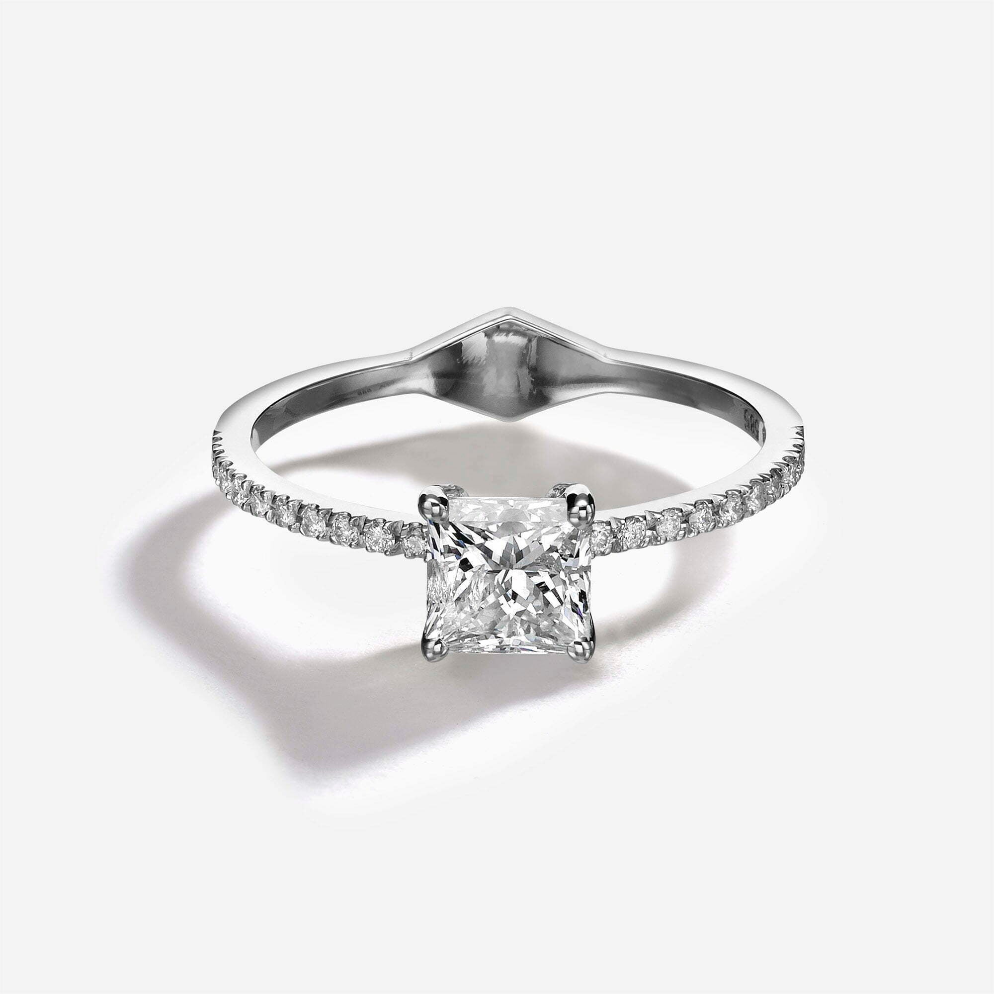 The Solitaire | Princess Pavé