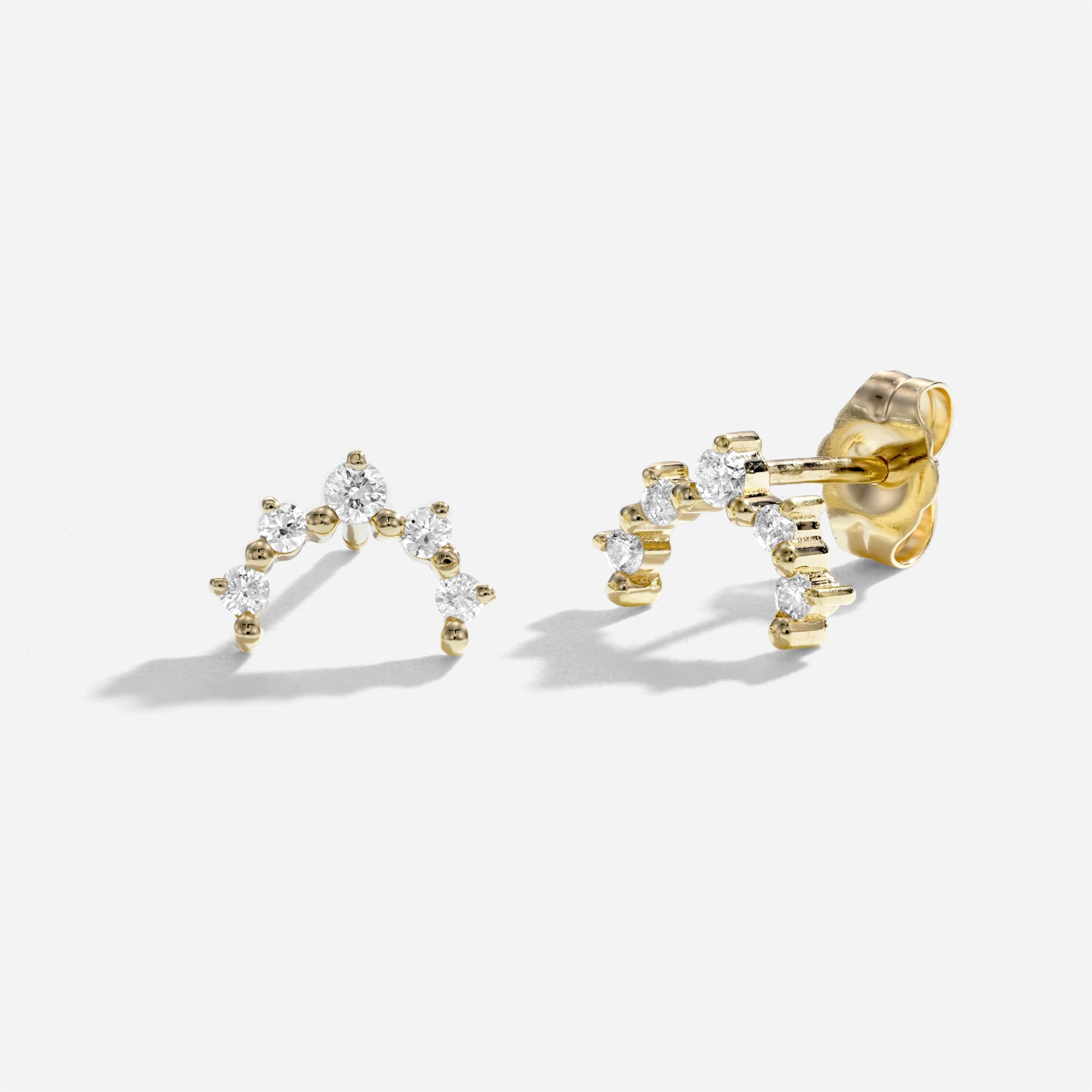 Gaia Horseshoe | Studs