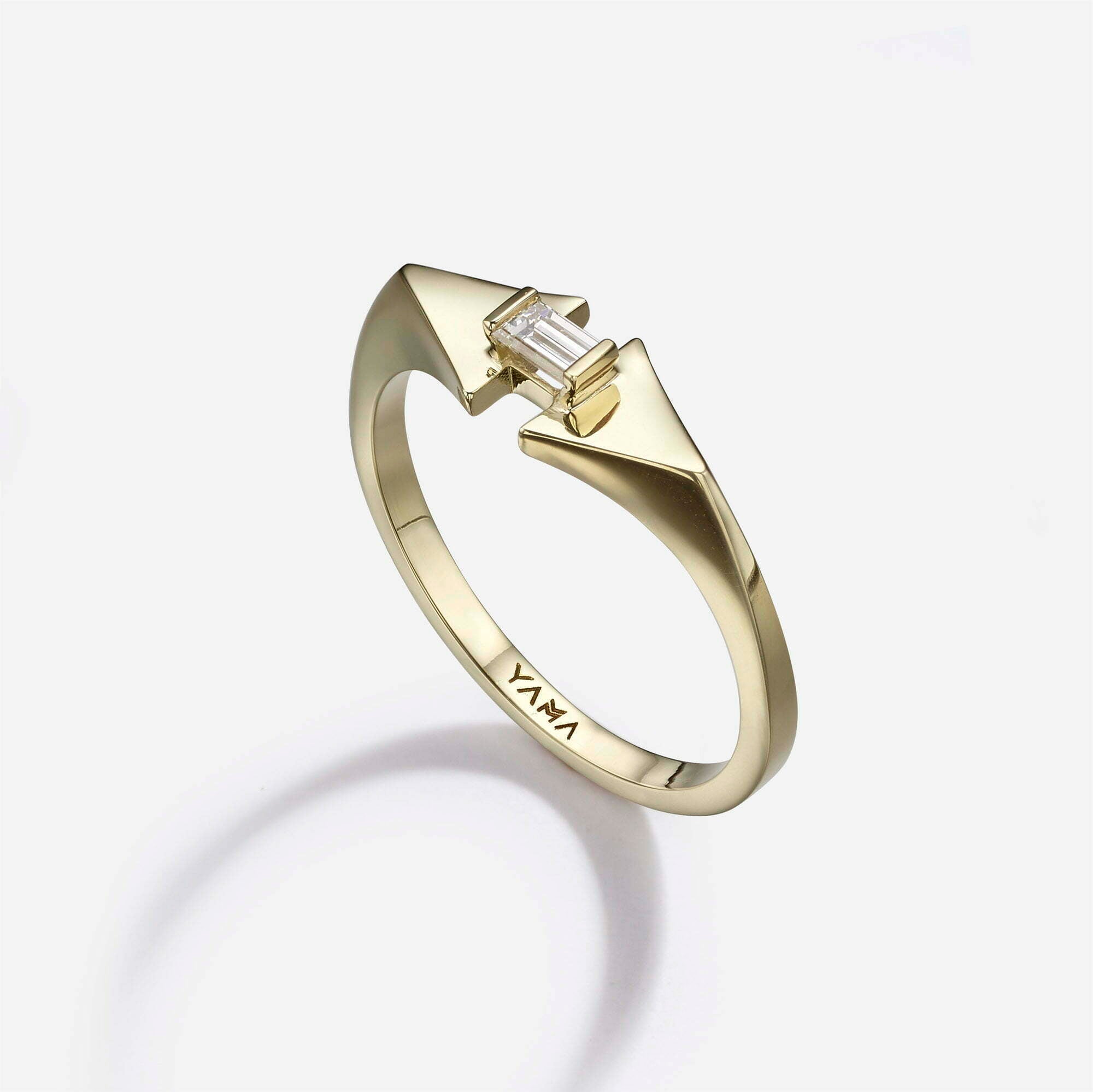 Jägger Signet Ring | Baguette