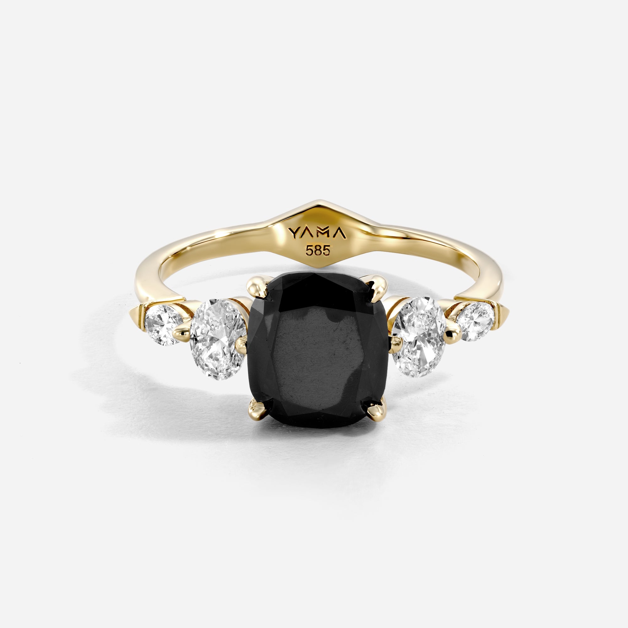 Cushion & Oval | Black Diamond