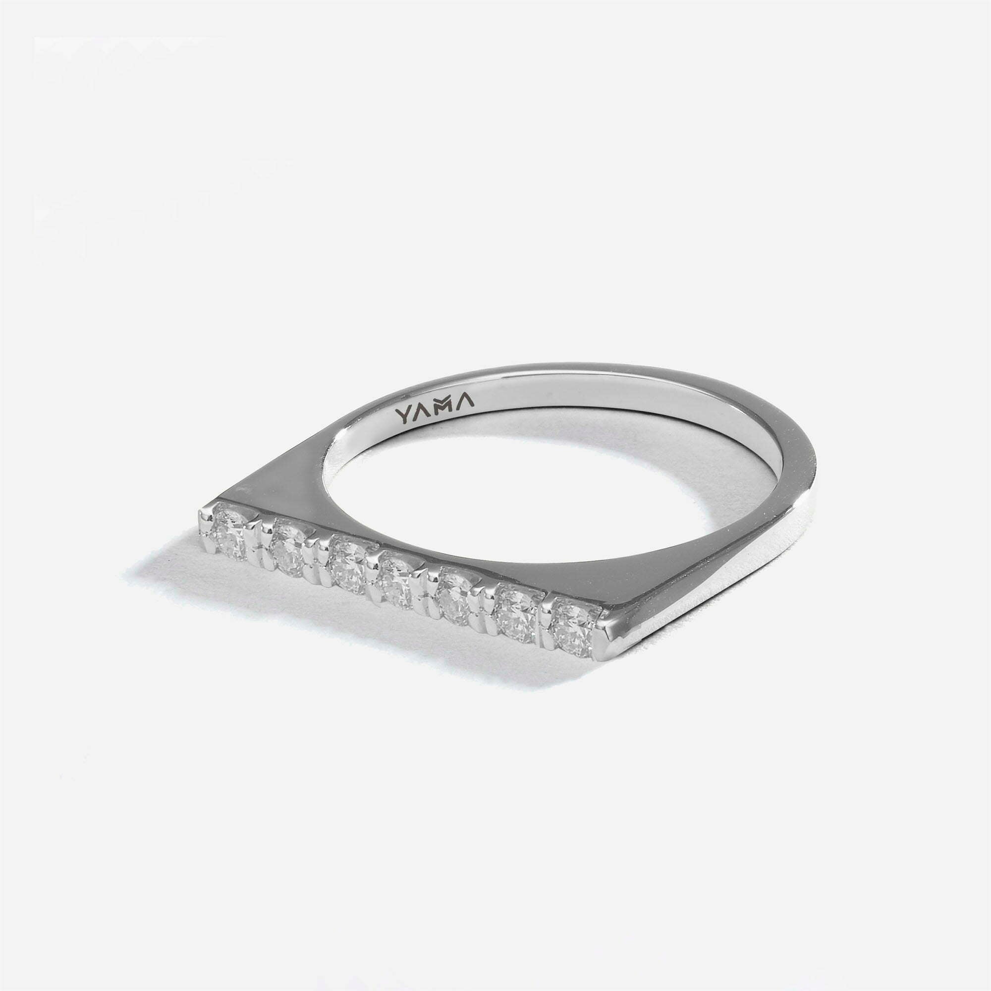 Lineation L | Pavé Diamonds