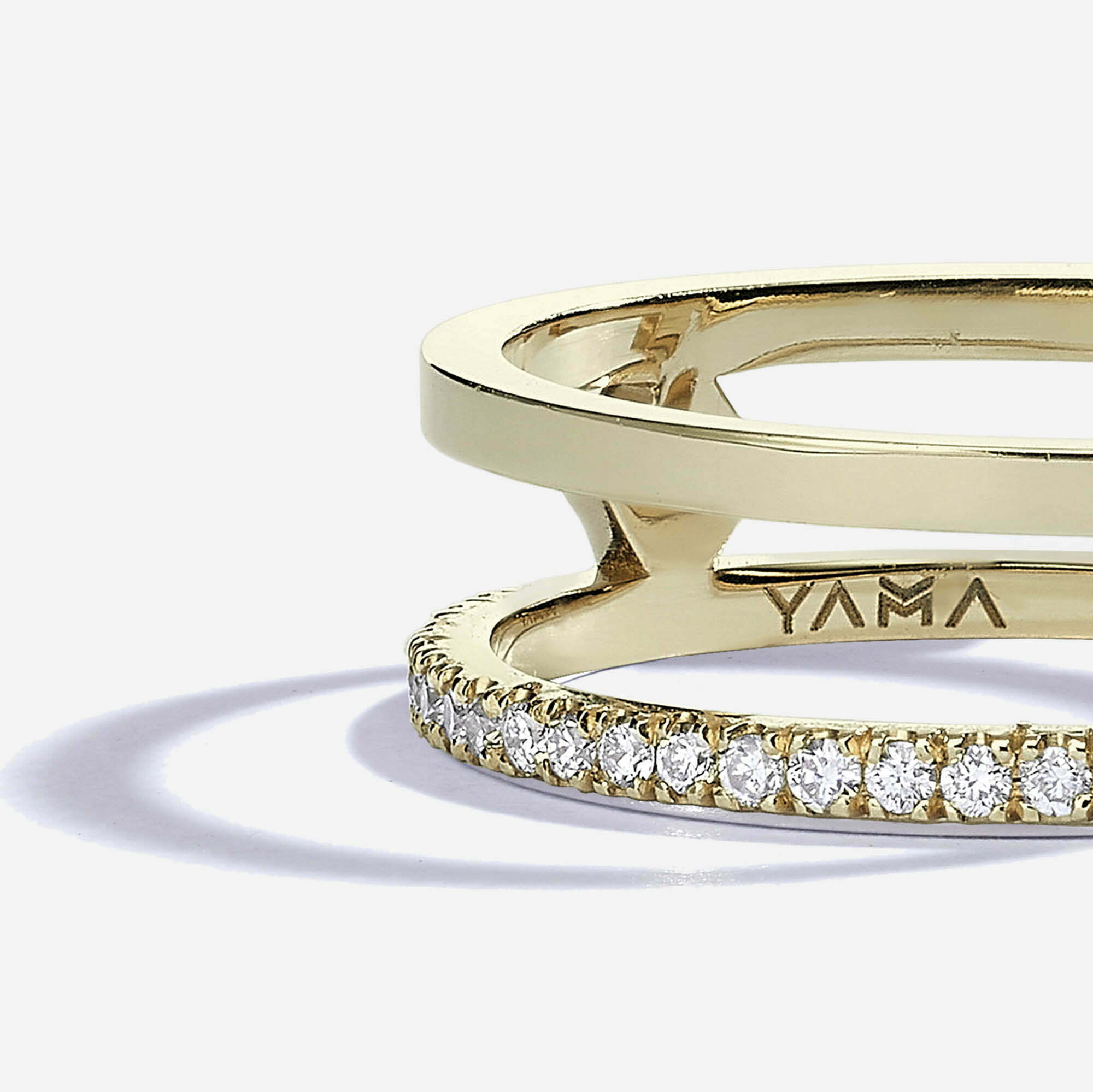 The Double Band | Pavé