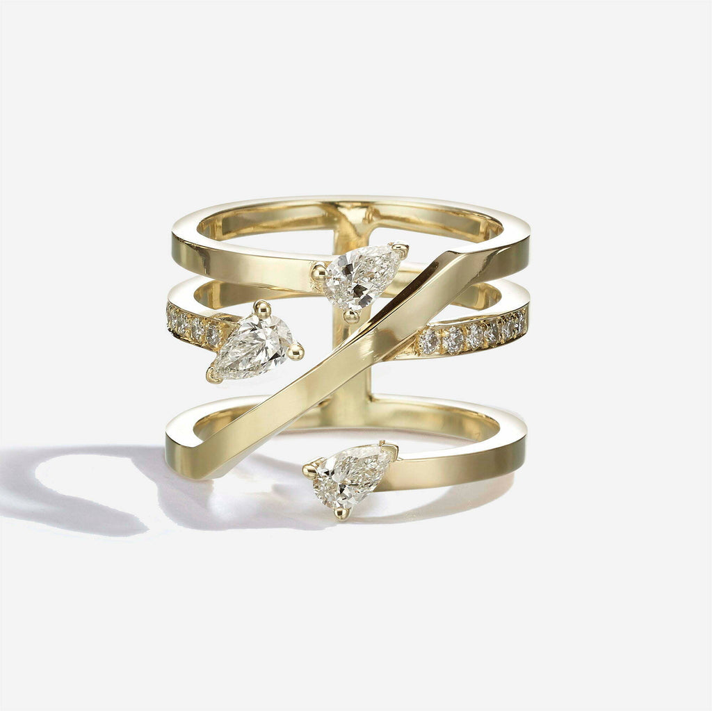 Serpentine | Diamond Ring