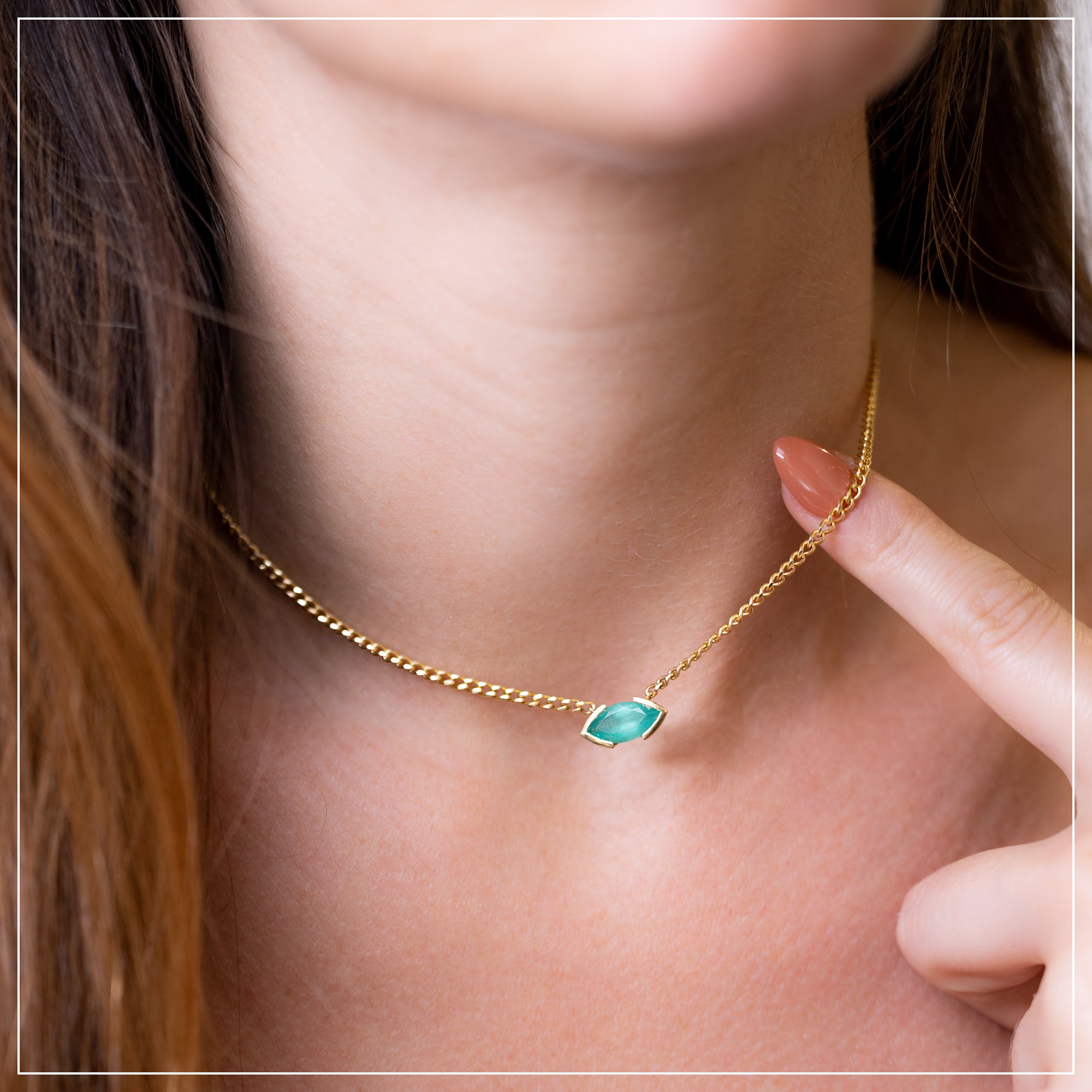 The Kiss Necklace | Marquise Emerald Stone