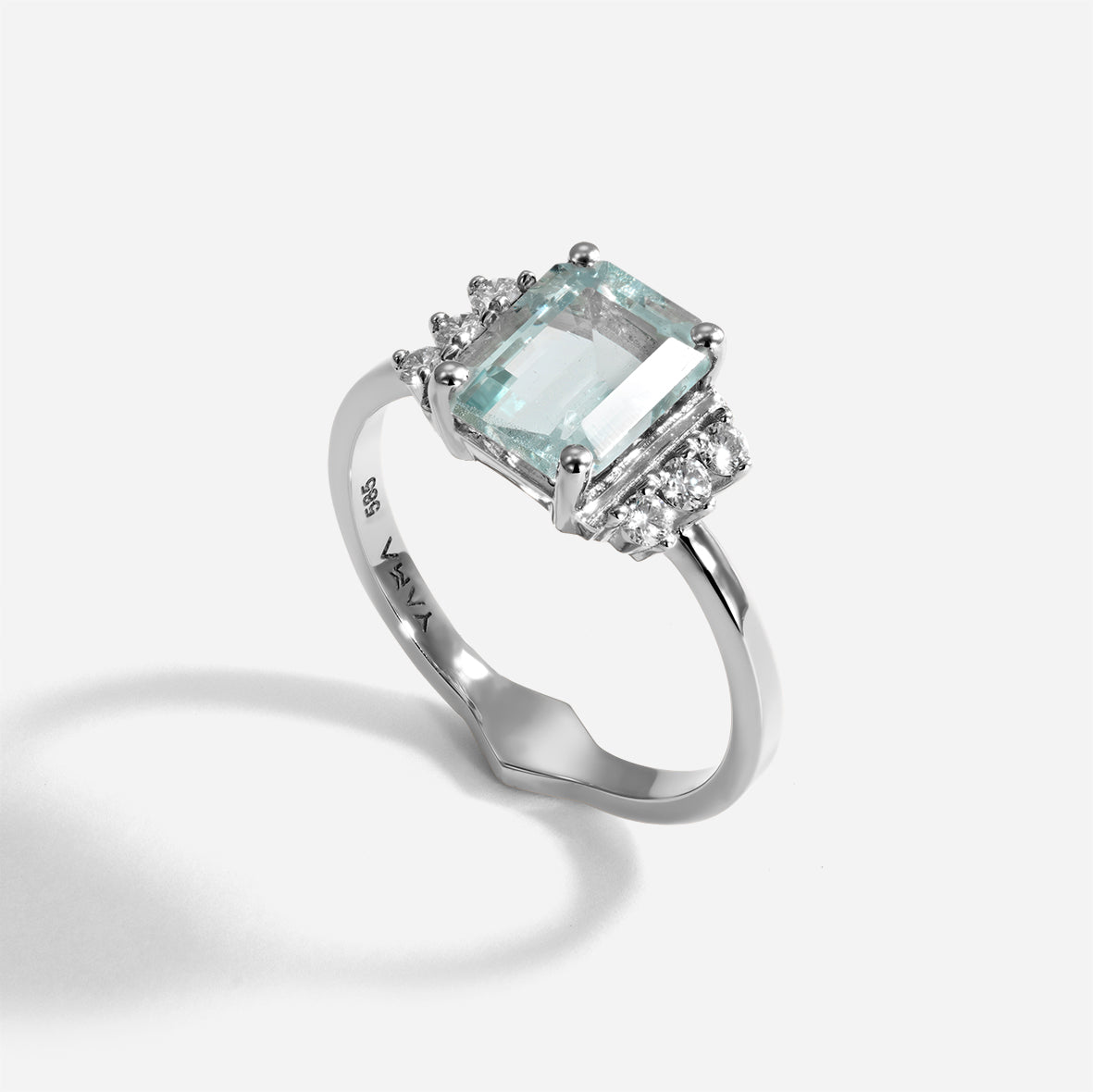 Dipping in Diamonds | Aquamarine